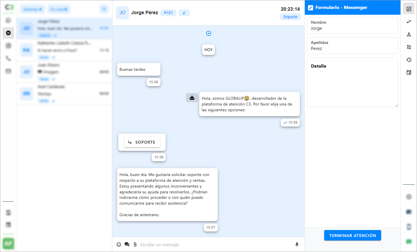 Interfaz del Canal de Messenger mostrando la lista de atenciones, el panel de atención (centro) y la barra lateral de herramientas rápidas (formulario).